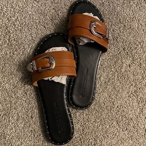 New women’s Cognac faux leather with vintage style cowboy buckle strap sandal